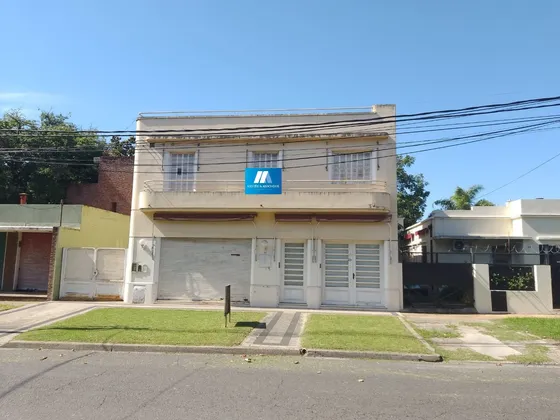 Venta Casa En Barrio Ingles, Hurlingham 