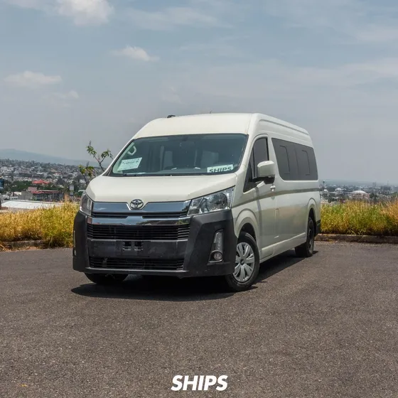 Toyota Hiace 3.5 12 Pasajeros Mt