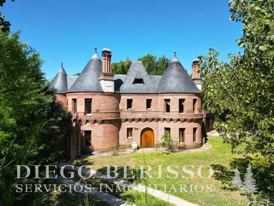 Importante Casa En Colonia De Chacras