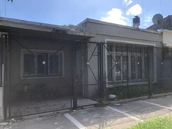 Casa  Venta Ituzaingo