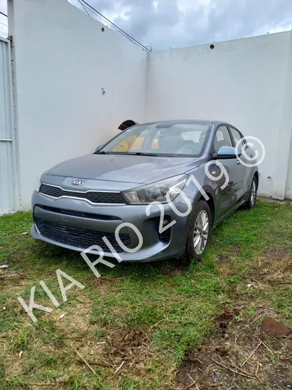 Kia Rio 1.6 Lx Sedan At