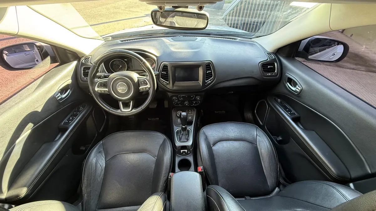 Jeep Compass 2.4 Longitude Plus 4X45546776842371174413