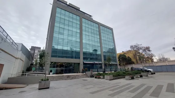 Últimos 2 Pisos De Oficina Amoblados En Arriendo
