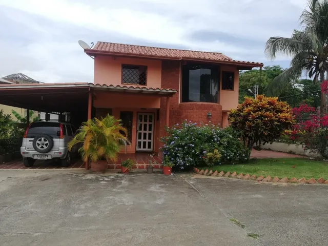Casa En Venta En Cumbres Del Manzano. Barquisimeto Lara. Nv