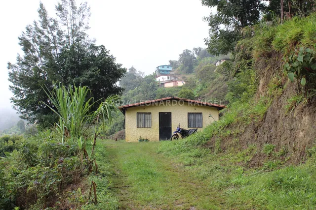 Se Vende Casa De Campo De 1500 M² En El Rincon Parte Alta, Mérida.