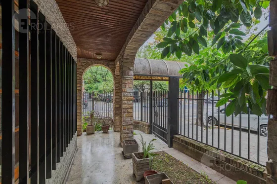 Venta Casa 8 Amb Balcón Patio Terraza Cochera En Villa Devoto