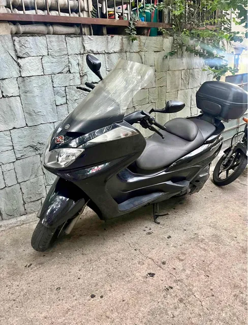 Yamaha Majesty