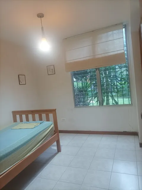 Se Alquila Habitación En Apartamento Urbanización Sebucan Acj1
