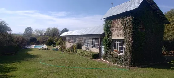 Excelente Oportunidad!! Casa Y Pileta, Cochera Techada, Parrilla, Espacio Verde Para Disfrutar La Naturaleza, A Dos Cuadras Del Río! En Sta. Teresita Sta. Rosa De Calamuchita