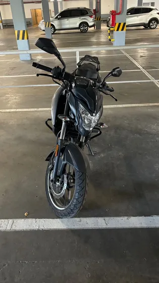 Bajaj Rouser 200 Ns