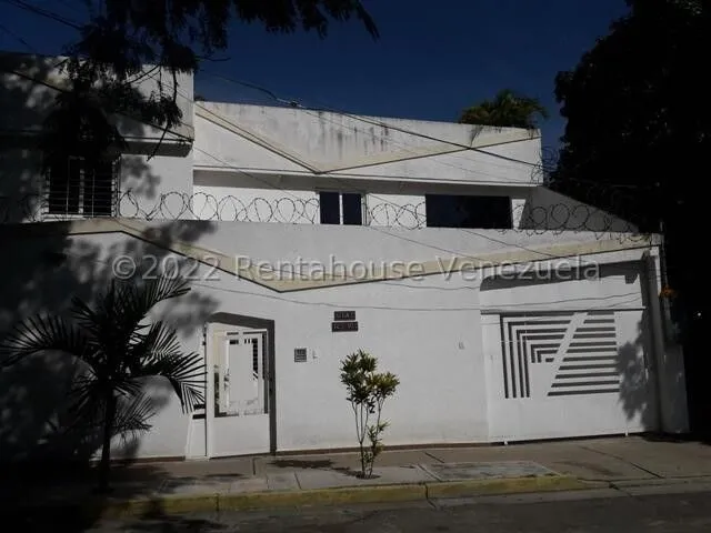 Jv Vende ¡lista Para Habitar! Esta Impecable Casa Con Acabados De Calidad Te Espera Para Que Comiences Una Nueva Etapa. ¡no Pierdas Esta Excelente Oportunidad! 24-1032 16/05