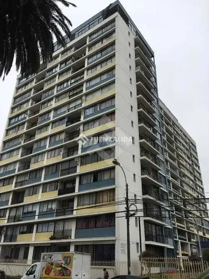 Departamento En Venta De 3 Dorm. En Valparaíso