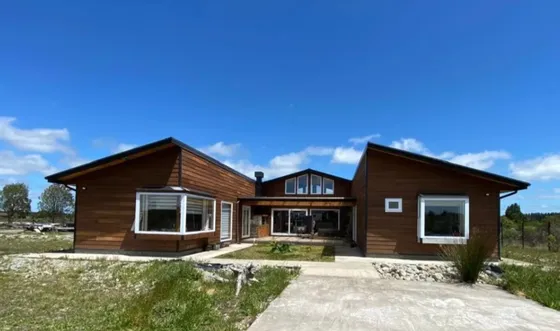 Luminosa Y Cómoda Casa En Condominio De Puerto Varas 
