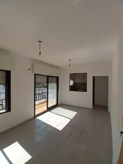Ph En Venta - 2 Dormitorios 1 Baño - 170mts2 - Lanús