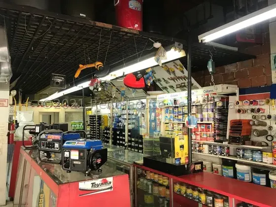 Se Vende Excelente Local Comercial Ferreteria En La Candelaria Mls 26-16883