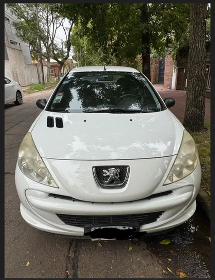 Peugeot 207 1.4 Active 75cv