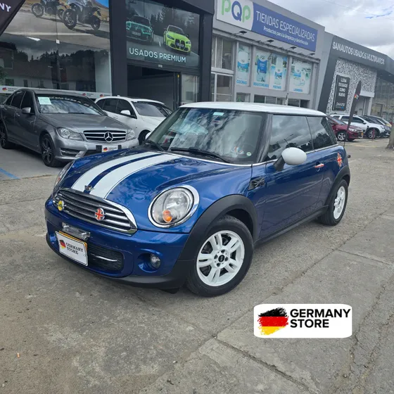 Mini Cooper R56 1.6 Coupe
