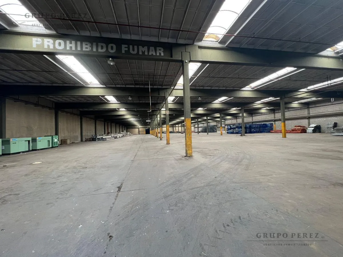 Warehouse - 20,000 m² Covered Area - Located in Quilmes Oeste - For Rent