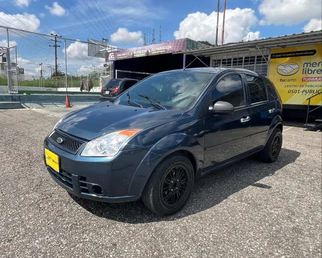 Ford Fiesta Max