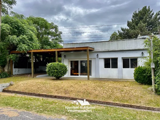 Hermosa Casa De 2 Dorm. En Blancarena A Mts De La Costa #477 - Appoloni Alfonso Propiedades