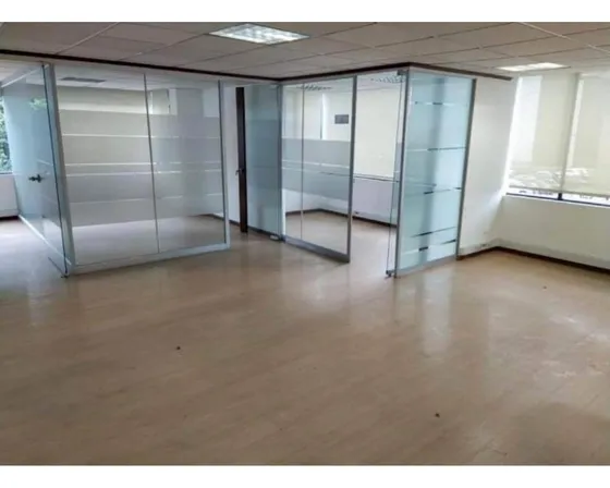 Oficina De 88 M2 En Venta, Parque Empresarial, Usaquen