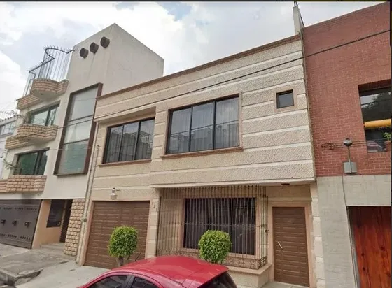 Axb1.- Hermosa Casa Remate Bancario