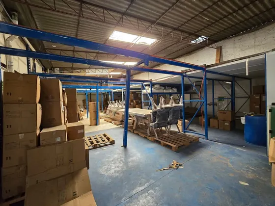 Excelente Bodega A Un Costado De Autopista