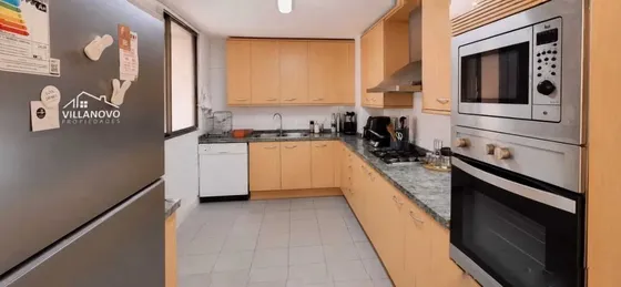 Se Arrienda Departamento En Presidente Riesco. (173500)
