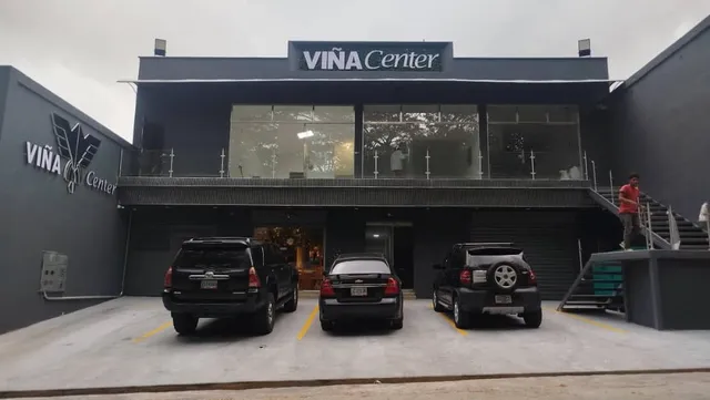 Local Comercial A Pie De Calle 80m² Cc La Viña Center. 