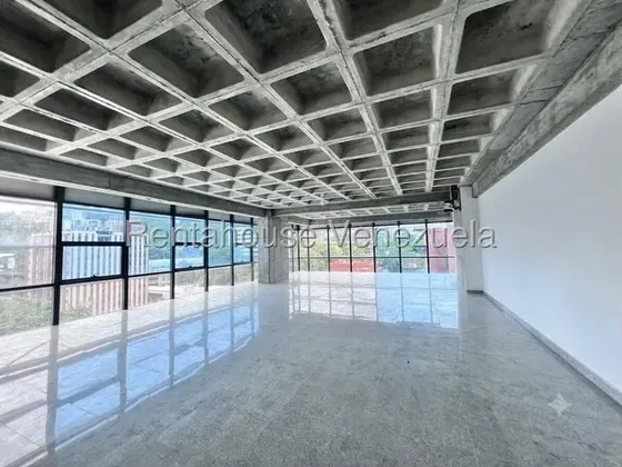 Oficina En Alquiler De 161 M2 En La Icónica Torre Guayana Ofrece El Espacio E Imagen Ideal Para Impulsar Tu Empresa En El Corazón Comercial Y Corporativo De Las Mercedes