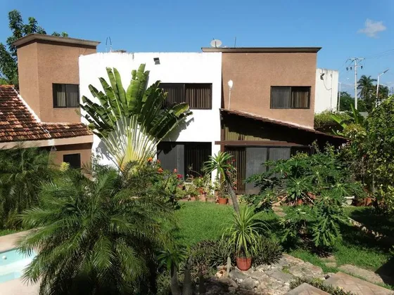 Casa En Venta Amueblada, 3 Recamaras, Avenida Resurgimiento, Campeche,