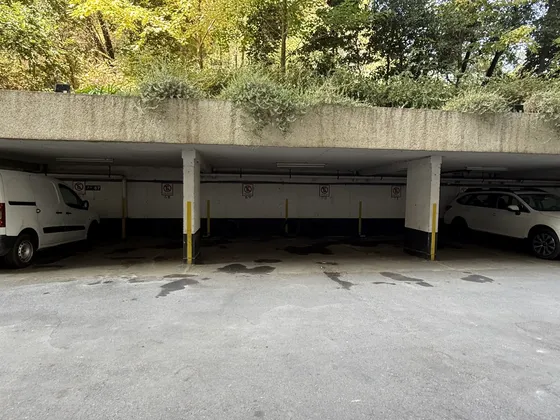 Venta Estacionamiento En Barrio El Golf