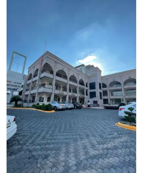 Locales En Renta - Plaza Mirage