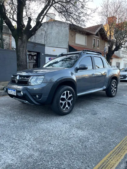 Renault Duster Oroch 2.0 Outsider Plus