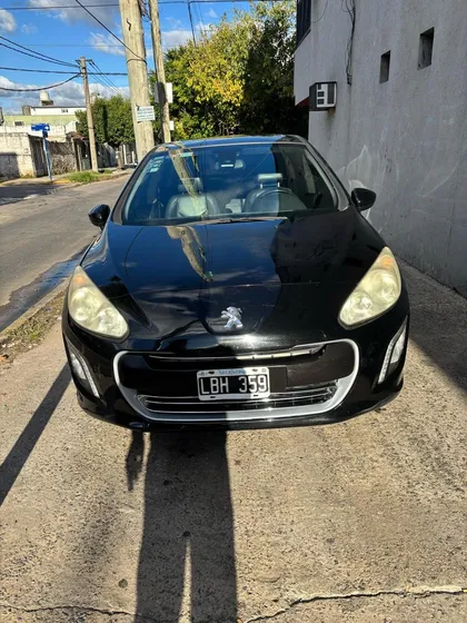 Peugeot 308 2.0 Feline 143cv