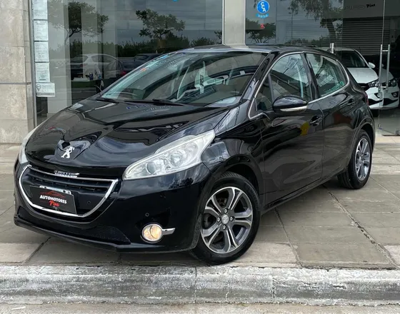Peugeot 208 1.6 Feline