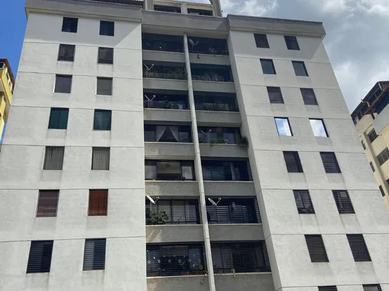 Alquiler De Habitación En Lomas Del Ávila Con Derecho A Todo