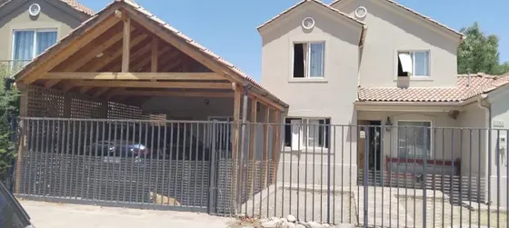 Hermosa Casa 4d2b Lampa En Arriendo!!