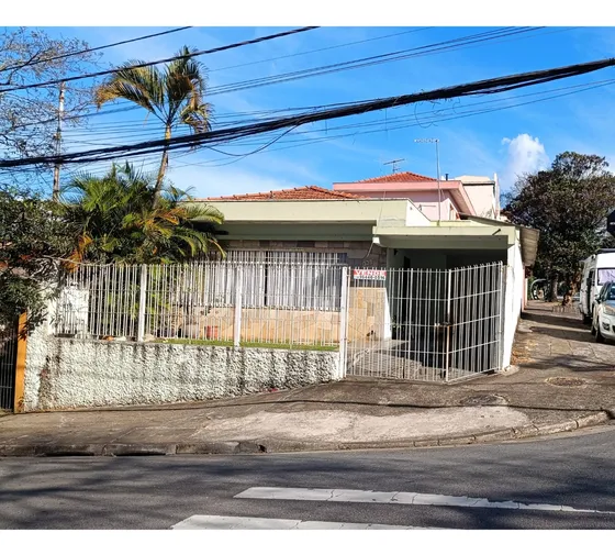 Casa Terrea Bairro Paraíso 03 Dorms (01 Suite) Excelente Localização 300 Metros Pq Central, Mercados, P. Trolebus / Onibus  E Comercio Geral 