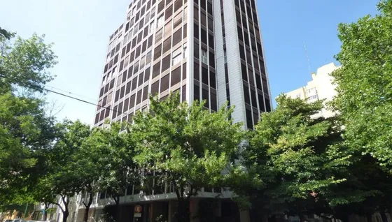 Departamento En Venta - 2 Dormitorios 2 Baños - 83mts2 - La Plata