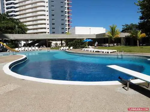 Venta Excelente Apartamento En Camuri Mar