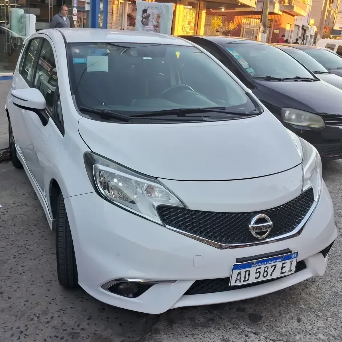 Nissan Note 1.6 Sr 110cv Cvt