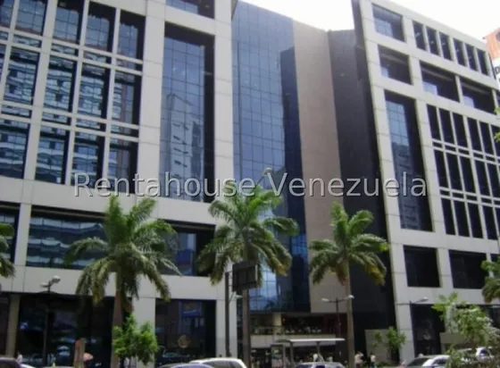 Lujosa Oficina En Alquiler En El Roosal,  Mls #25-7505