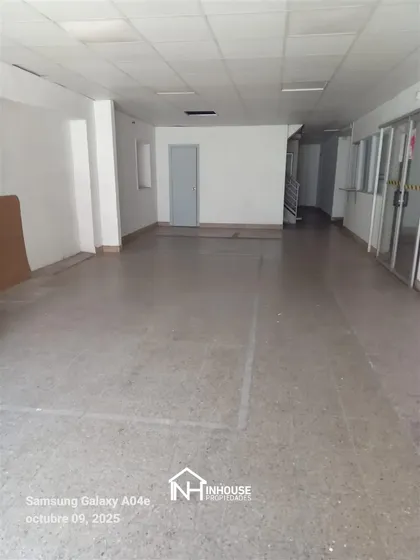 Bodega Con Oficinas En Arriendo En Santiago