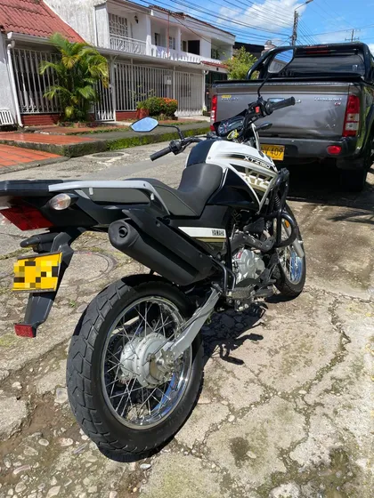 Xtz 150 Modelo 2025, Matriculada En Villavicencio, Papeles H