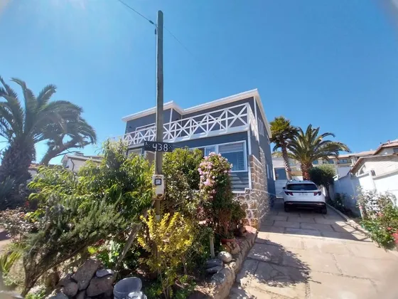 Casa Con Cabañas, Ideal Para Vivir O Invertir. El Quisco