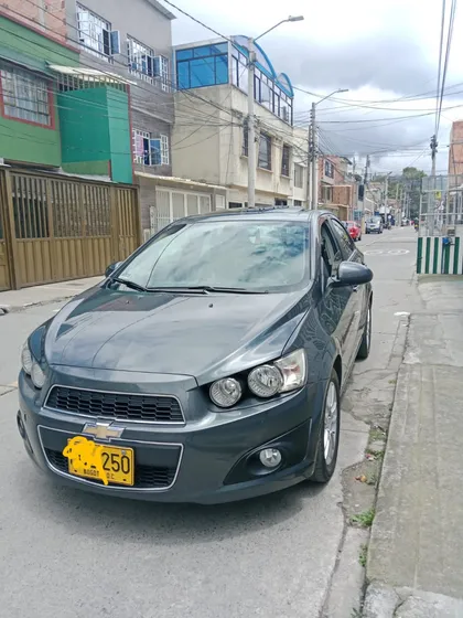 Chevrolet Sonic 1.6 Lt 4 P