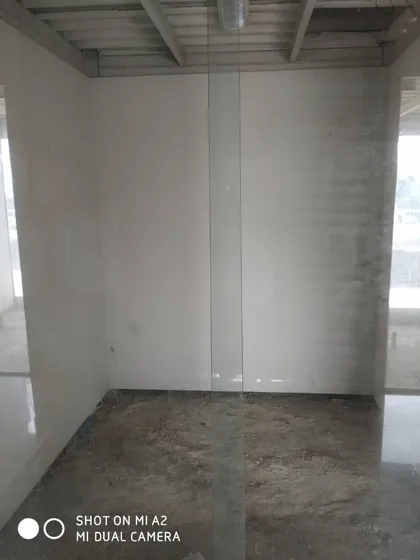 Vera Casa Inmobiliaria Vende Local Comercial En C.c Guagiros Center Valencia L/firma Ab-2