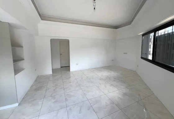 Casa 3 Amb Reciclada Con Terraza Y Quincho-permuta