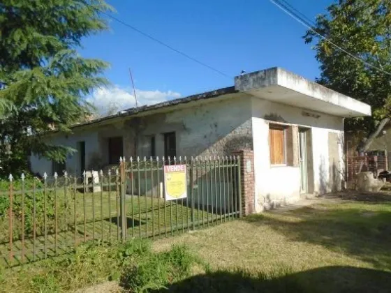 Venta Casa En Villa Cura Brochero Dos Dormitorios Y Salón - K007cb 